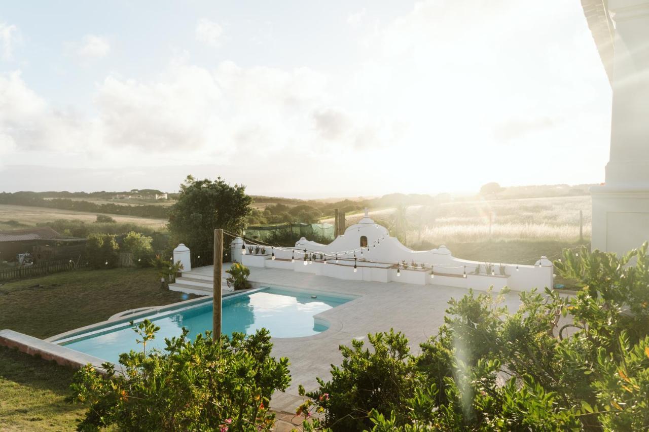 Dreamsea Surf Guest House Gouveia  外观 照片