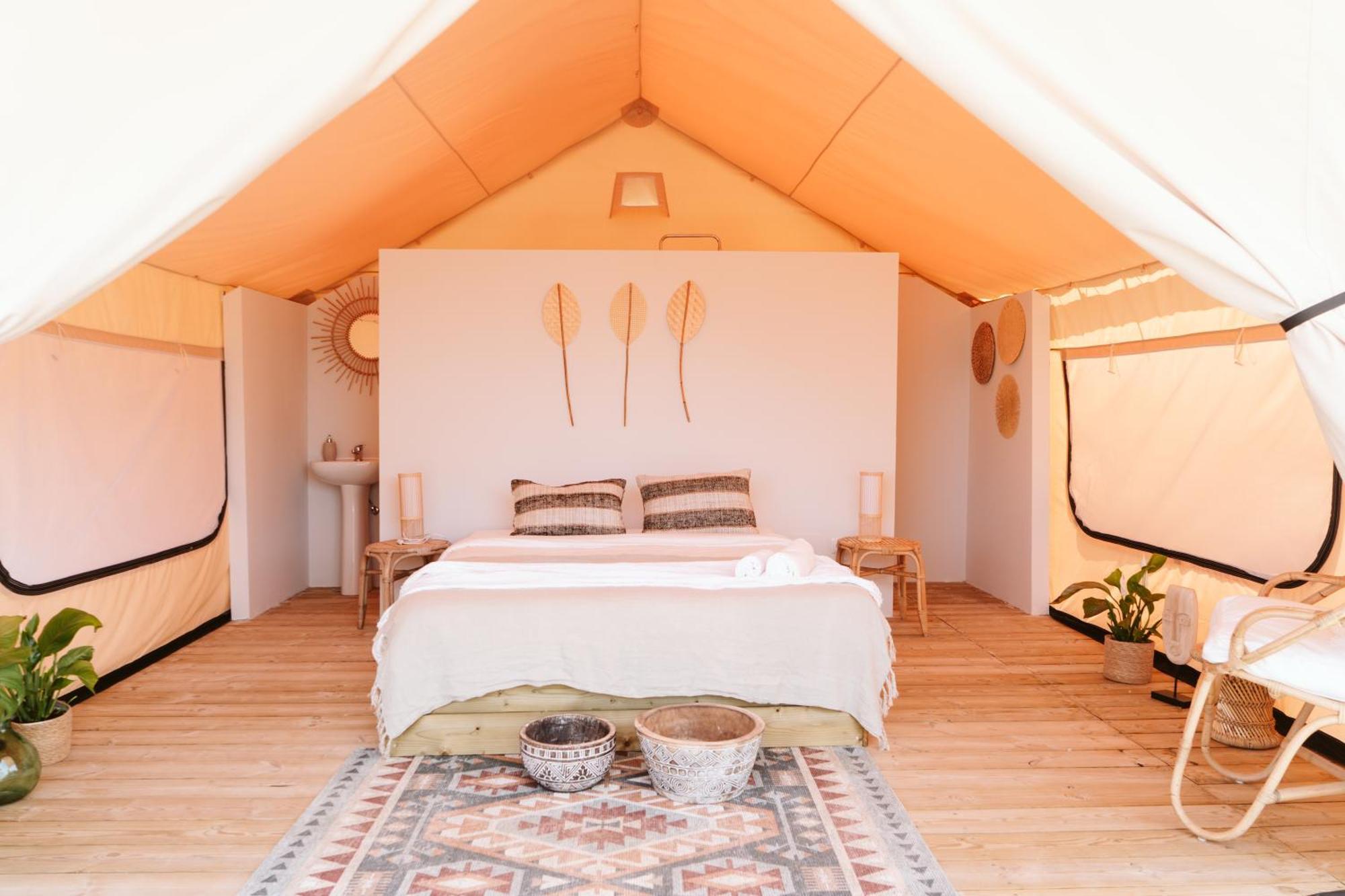 Dreamsea Surf Guest House Gouveia  外观 照片